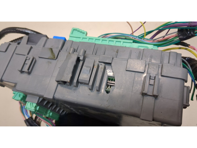 Блок предохранителей  Acura MDX 2016-2020         