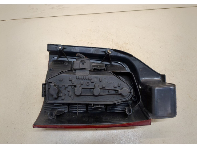 Задний фонарь     7H0945095L     