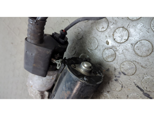 Стартер Volkswagen Golf 5 2003-2009 1.4 02T911023R