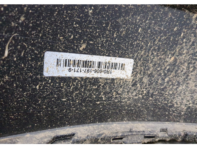 Бампер Volvo XC40 задний