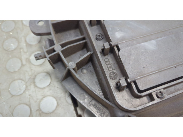 Вентилятор радиатора  Audi A6 (C6) 2004-2011           