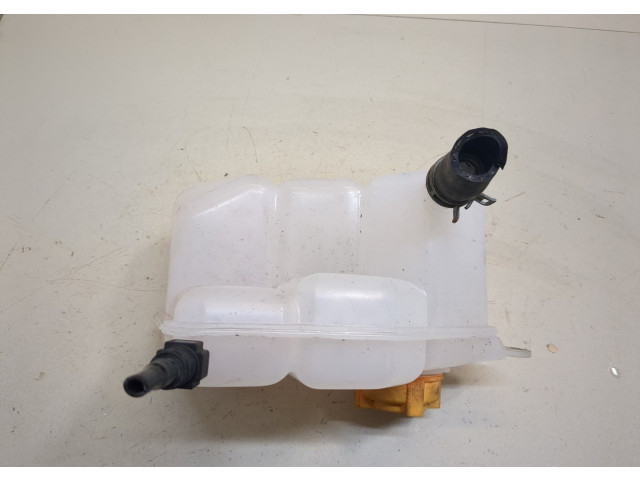 Бачок расширительный Ford Fusion 2002-2012