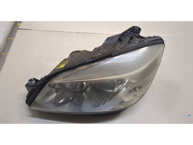 Фара передняя Mercedes C W204 2006-2015 левая