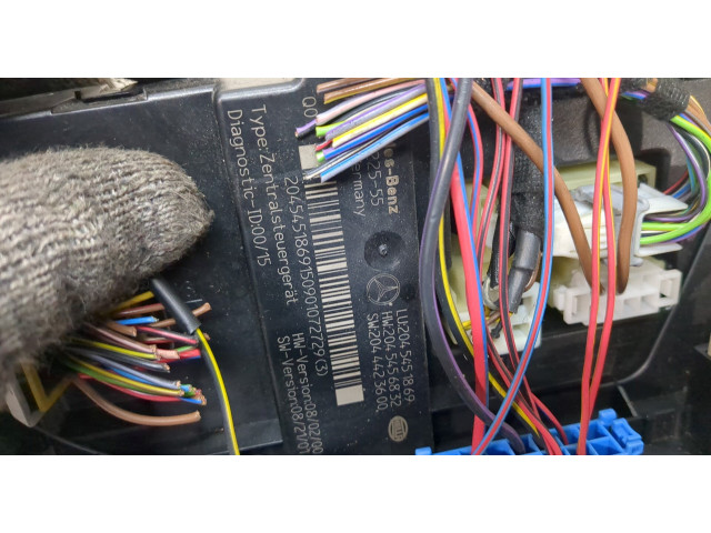 Блок реле  Mercedes C W204 2007-2013         