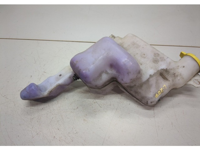 Бачок омывателя  Jeep Compass 2011-2016 5189350AA    