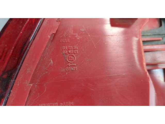 Задний фонарь          