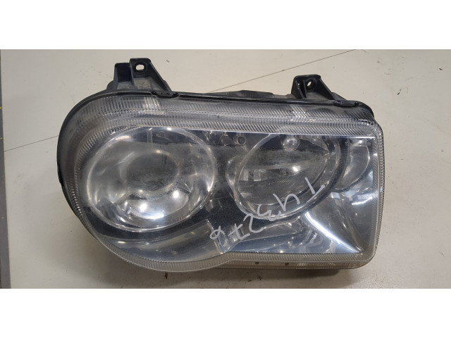 Фара передняя Chrysler 300C 2004-2011 правая