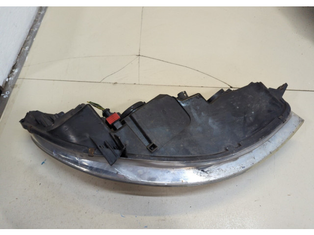 Фара передняя  Peugeot 407 левая 