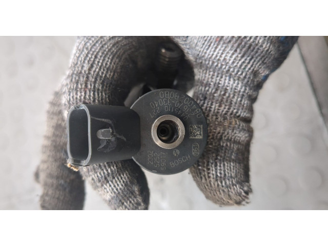 Форсунка топливная Toyota Corolla E12 2001-2006 2367039105, 0445110227