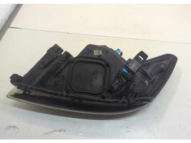 Фара передняя  Ford Focus 2 2008-2011 правая 