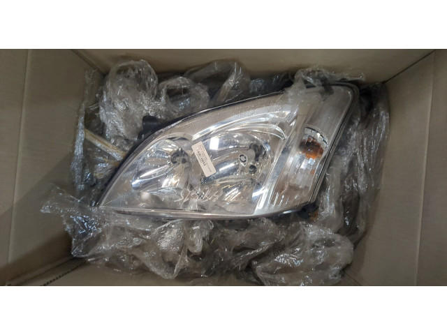 Фара передняя  Ford C-Max 2002-2010 левая 