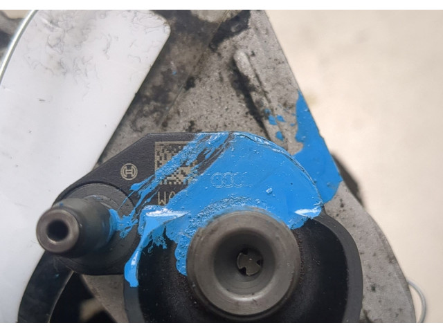 Форсунка топливная  Volkswagen Phaeton 2002-2010    059130277AN, 0445116003     