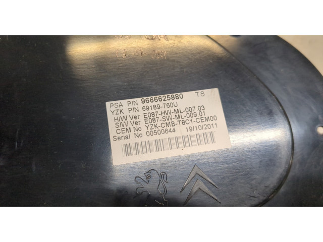 Панель приборов  Peugeot 5008 2009-2016           1.6  Дизель