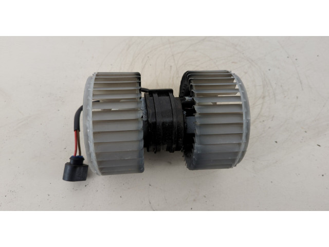 Моторчик печки Audi A8 (D3) 2002-2010 4E0959101A 4E0959101A