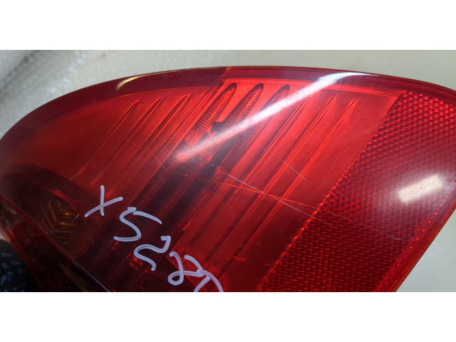 Задний фонарь