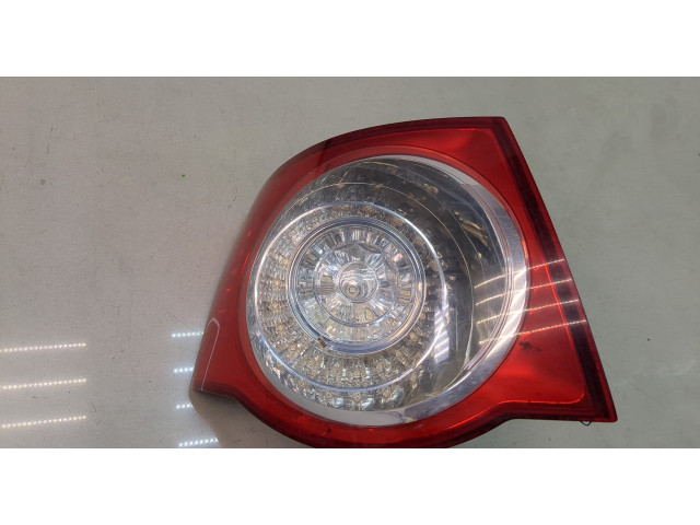 Задний фонарь 1K5945095M