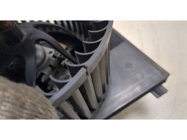 Моторчик печки Volkswagen Golf 4 1997-2005