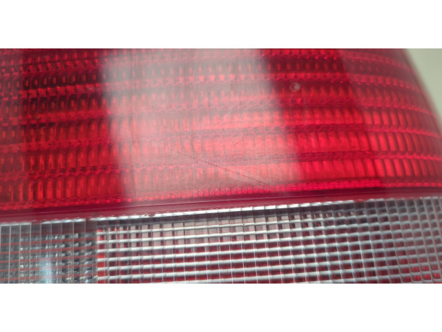 Задний фонарь 1J5945096AB