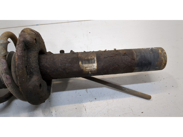 Стойка амортизатора Volkswagen Jetta 5 2004-2010