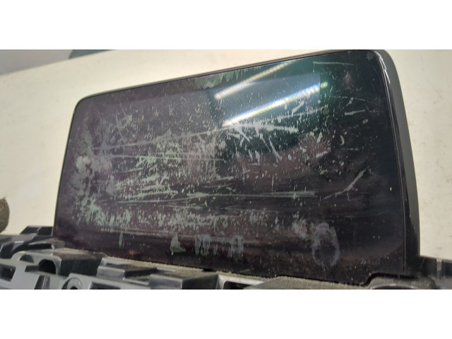 Дисплей мультимедиа Mazda CX-5 2017- KN5A669C0B