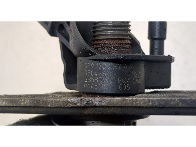 Форсунка топливная  Audi A8 (D3) 2005-2007    038130073BJ     