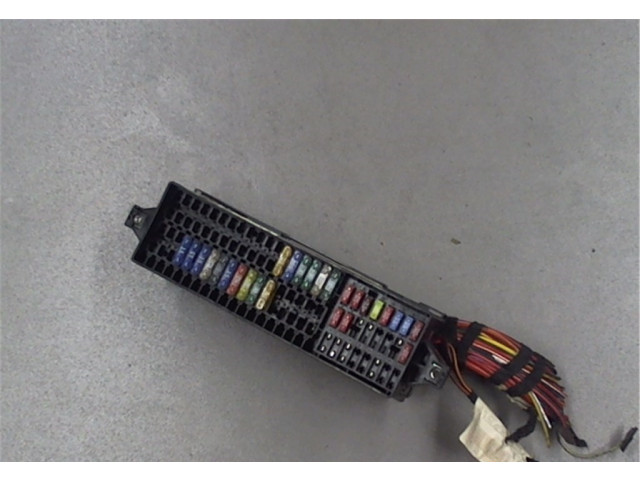 Блок предохранителей  Volkswagen Jetta 6 2010-2015           