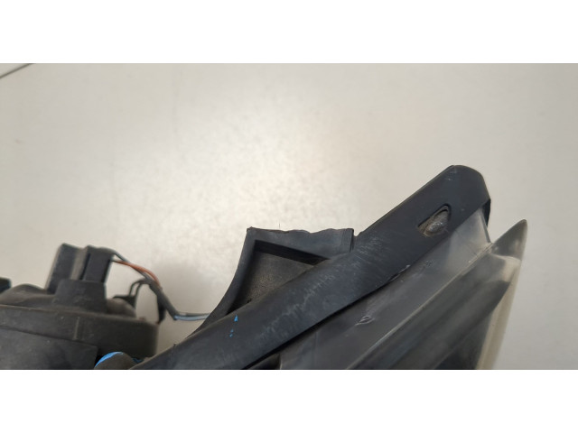 Фара передняя  Mazda 3 (BK) 2003-2009 левая 