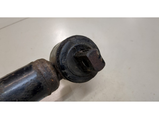 Стойка амортизатора  Chevrolet Tahoe 2006-2014      