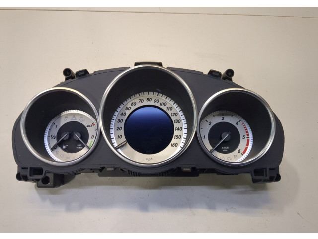 Панель приборов  Mercedes E W212 2013-2016       A2129001625     2.1  Дизель