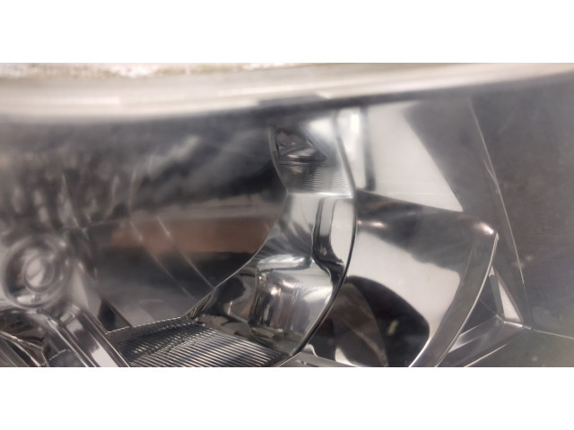 Фара передняя  Chevrolet Cruze 2009-2015 правая 