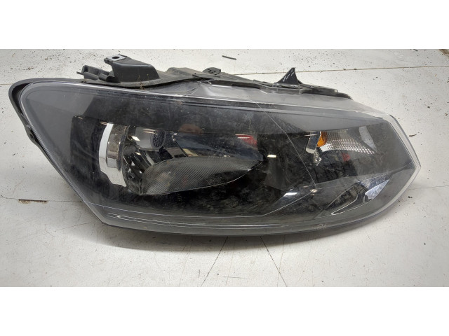 Фара передняя  Volkswagen Polo 2009-2014 правая 