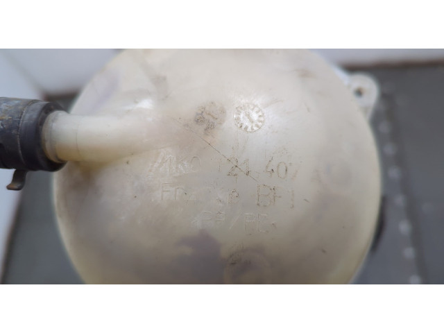 Бачок расширительный  Volkswagen Passat 6 2005-2010 1K0121407A   