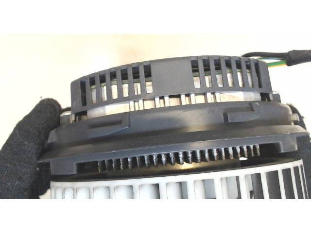 Моторчик печки  Volvo V50 2007-2012 31390438     31390438   