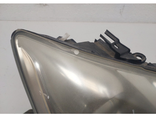 Фара передняя Lexus IS 2005-2013 правая