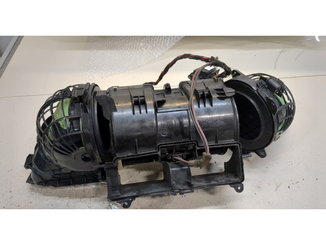 Моторчик печки  Renault Trafic 2014-2021        