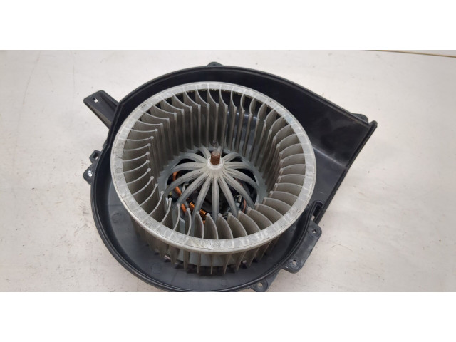 Моторчик печки  Audi A1 (8X) 2010-2014        