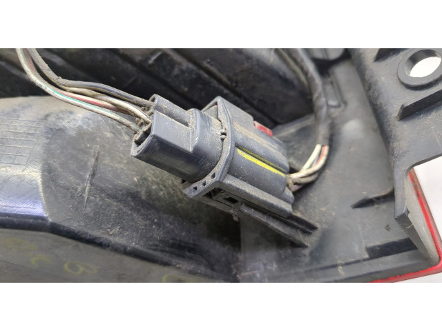 Задний фонарь     5303882AA     