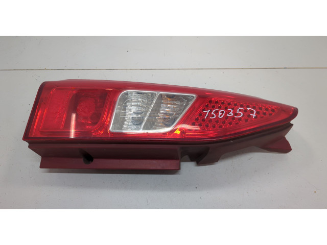 Задний фонарь