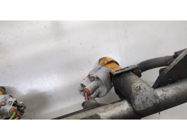 Форсунка топливная Infiniti G 2006-2013 16600EY00A, 17521EY00A