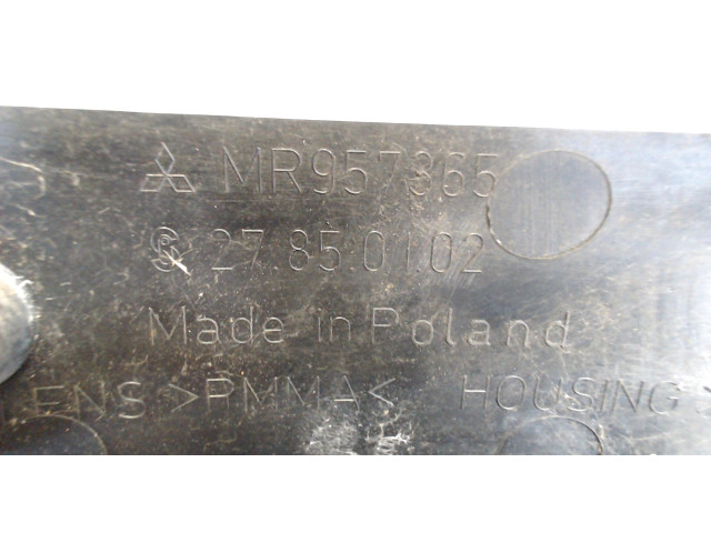 Задний фонарь mr957365 Mitsubishi Colt 2004-2008