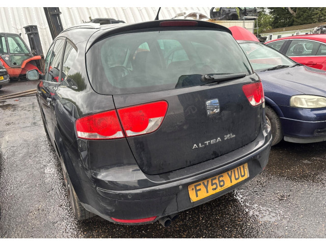 Стартер Seat Altea 2004-2009 02Z911023N