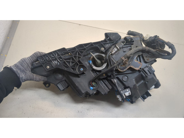 Фара передняя Lexus IS 2005-2016 левая