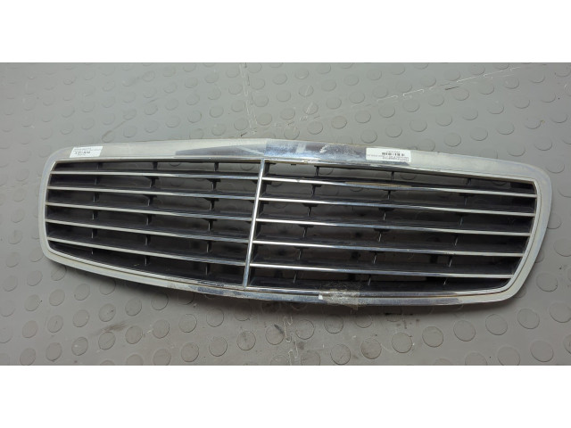 Решетка радиатора  Mercedes E W211 2002-2009          A21188005839040