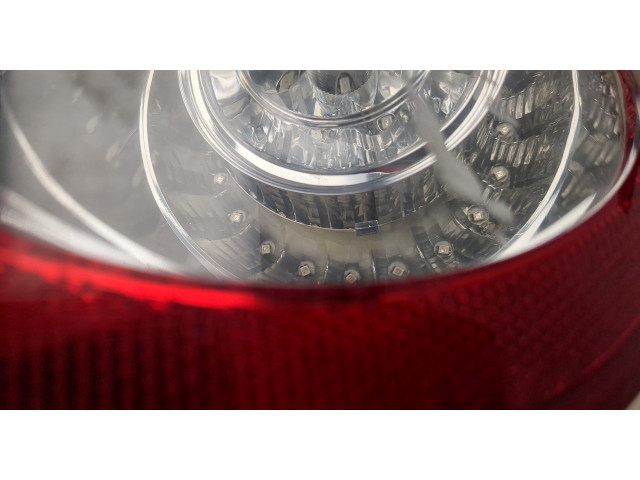 Задний фонарь          