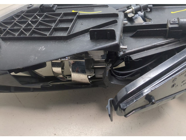 Фара передняя  Porsche Cayenne 2010-2018 левая 