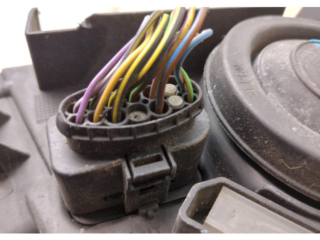 Фара передняя  Ford Kuga 2012-2016 левая 