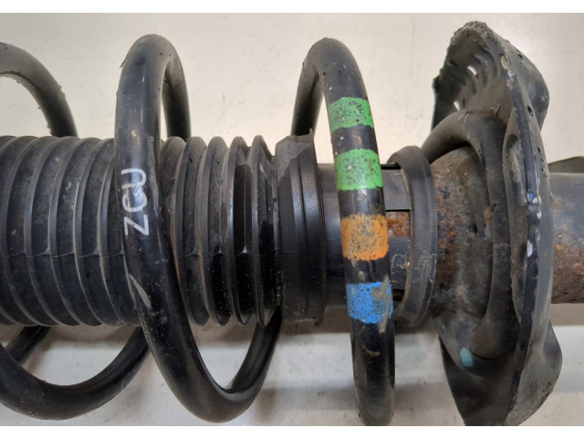 Стойка амортизатора Volkswagen Jetta 6 2014-2018 5C0413031DP