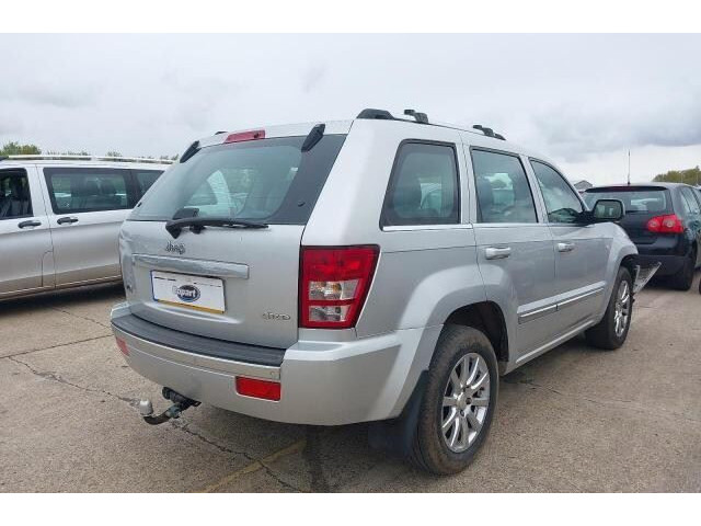 Стартер Jeep Grand Cherokee 2004-2010 3