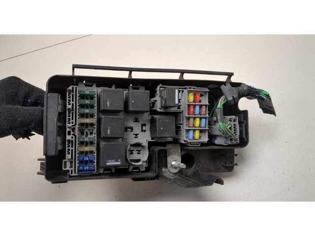 Блок предохранителей Volvo V70 2001-2008