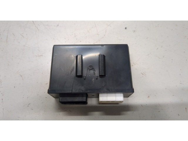 Блок комфорта  Mazda MPV 1999-2005      LC6267790, 3410444  